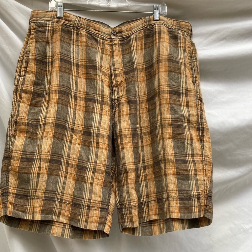 Tommy Bahama relax plaid linen shorts, size 40